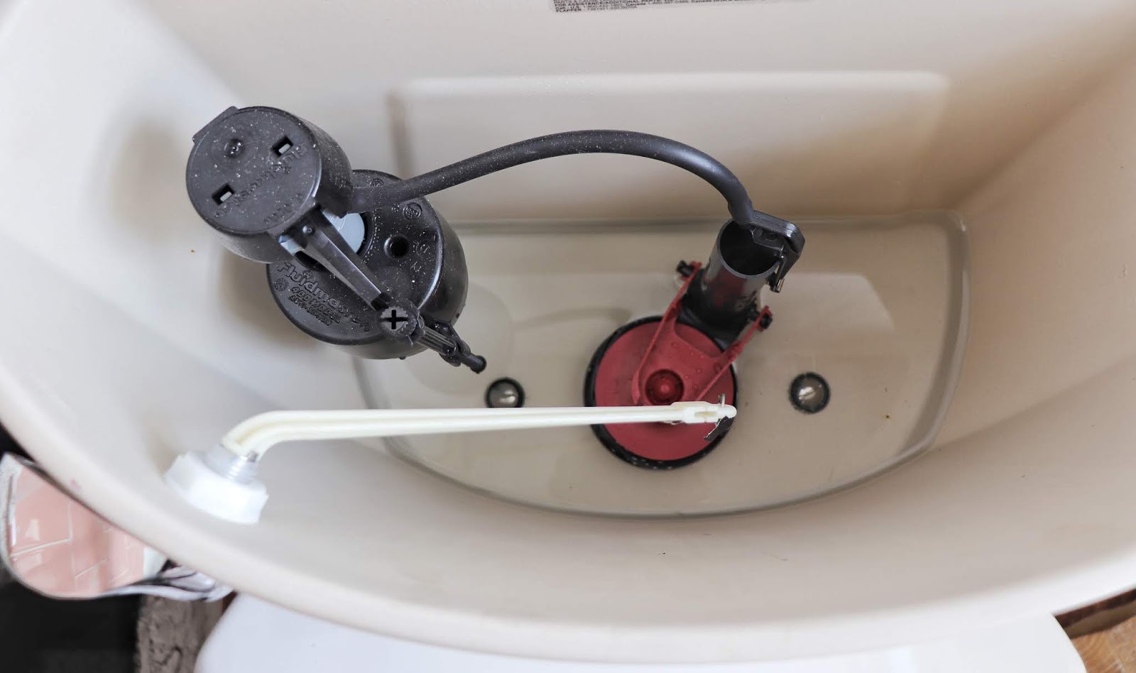 How to Replace a Toilet Handle